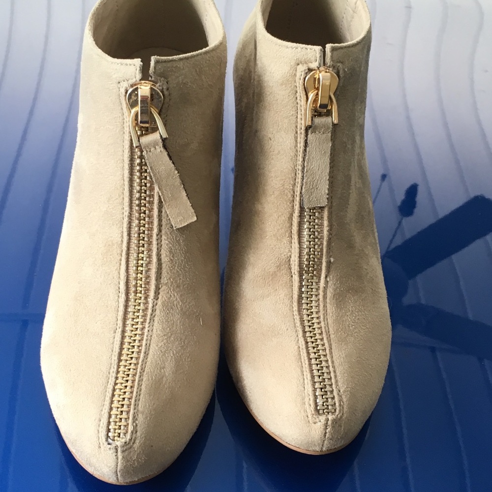 Midnight Velvet Tan Size 7.5 ZIP-up Boots/Booties